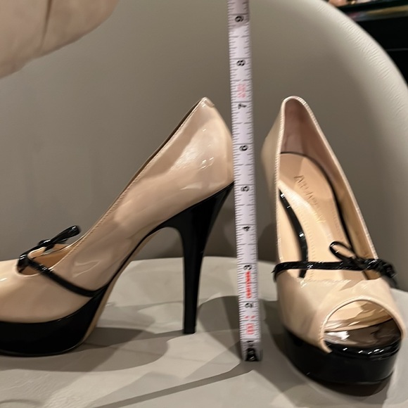 Gorgeous Unique Platform Heels Heels with Front Bow - Picture 7 of 9